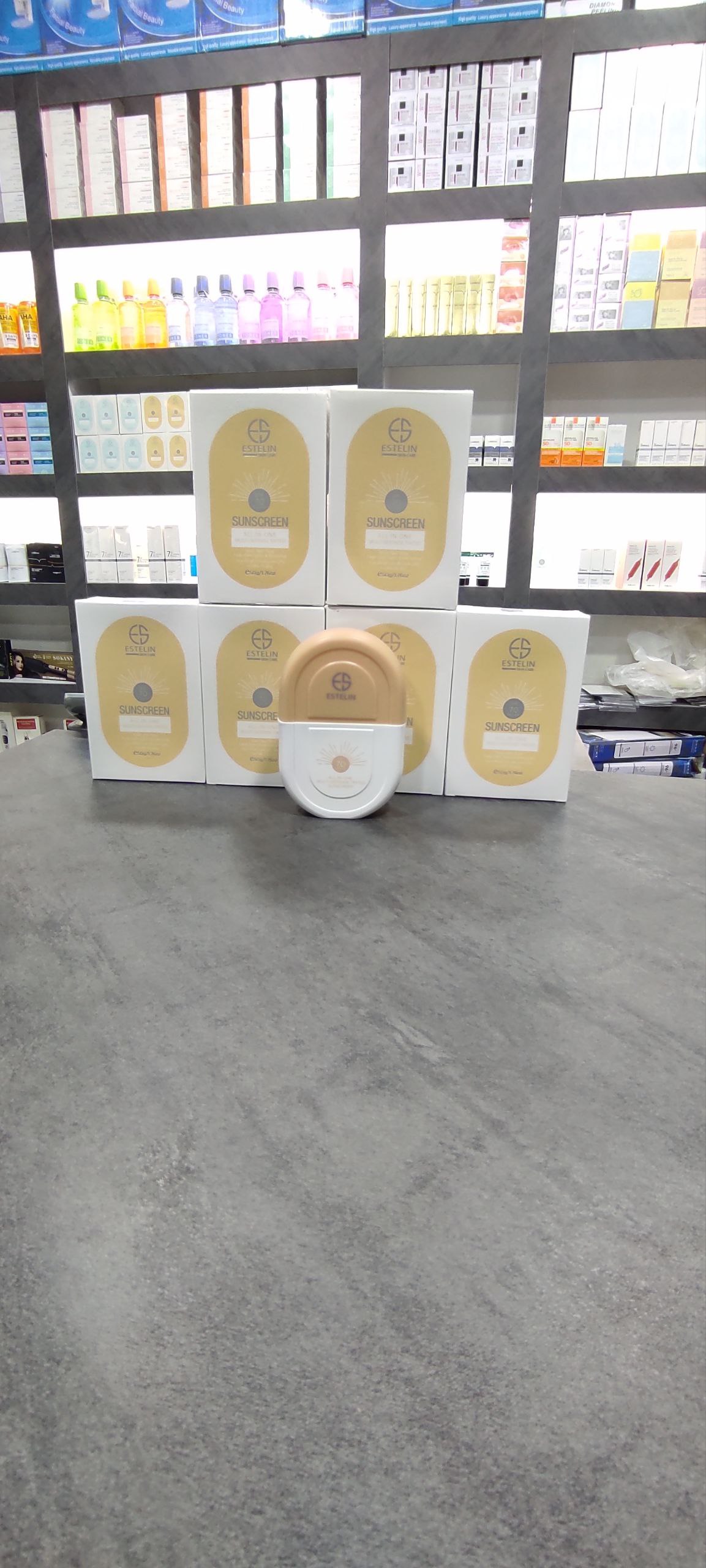 ضدآفتاب رنگی تینتی50گرمی استلین